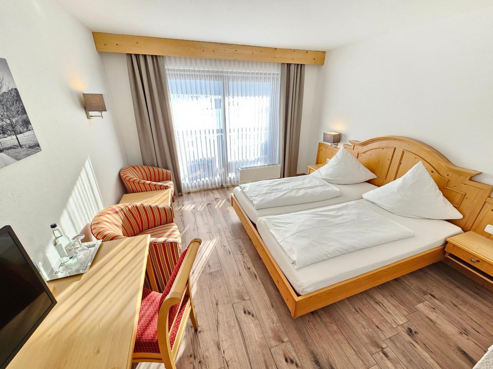 Hotel Cafe Fuggerhof Oberstdorf Exterior foto